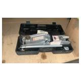 2.5 TON HYDRAULIC FLOOR JACK WITH CASE