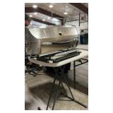 PORTABLE TABLETOP PROPANE GRILL