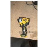 DEWALT DCF923 3/8' 20V IMPACT
