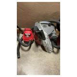 CRAFTSMAN 5 GAL SHOP VAC AND 1 GALLON SHOP VAC