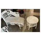 WICKER VTG CHAISE  ACCENT TABLE & TWIN BED