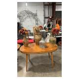 PATIO DECORE FLORALS & LANTERN
