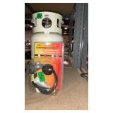 SMALL PROPANE TANK AND HOSE