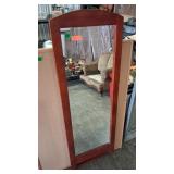 FLOOR MIRROR