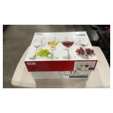 LIBBEY WINE GLASSES 12 PC
