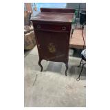 VTG RECORD CABINET