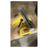 300' MEASURING TAPE AND 18' MAGNETIC TOOL STRIP