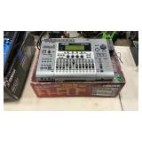 BOSS BR-1600CD DIGITAL RECORDING STUDIO W/ BOX