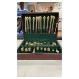 GOLD COLOR FLATWARE & BOX