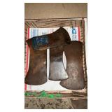 3 DOUBLE HEAD AXE BITS AND 1 SINGLE INC. COLLINS