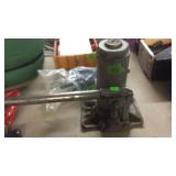 GRAY HYDRAULIC BOTTLE JACK