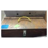 WOOD BOX W/ ELECTRIC FILET KNIFE