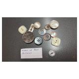 MOTHER OF PERAL BUTTONS