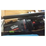 BLACK & DECKER CAR VAC