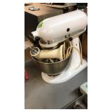 KITCHEN AID MIXER