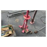 TIRE BEAD BREAKER & TRAILER STINGER