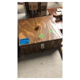 INVERTER 12V TO 110 AC IN WOOD BOX