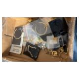BX W/ NECKLACES & CHAINS