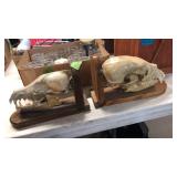 PR OF SKULL BOOK ENDS
