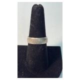 SILVER RING