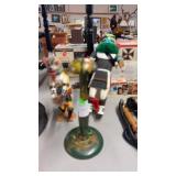 ANTIQUE STAND & 2 CACHINA DOLLS