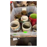 TRAY OF MUGS & BEER STEINS