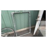 CHAIN LINK GATE