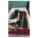 SALVADOR FERRAGAMO LADIES BOOTS SIZE 8B