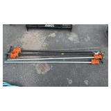 4 PIPE CLAMPS