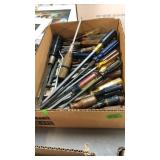 BX OF SCREWDRIVERS