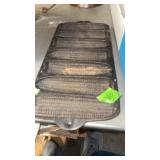 CAST IRON CORN BREAD PAN