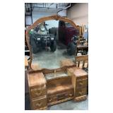 VTG VANITY W/ MIRROR & BAKELITE HANDLES