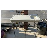 FOLDING PORTABLE WASH TABLE
