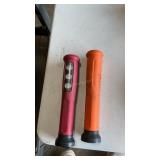 SNAP-ON 14.4V BATTERY AND CHARGER W/ 2 MAC TOOLS