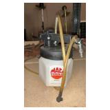 MAC TOOLS PNEUMATIC BRAKE BLEEDER M- BB2000