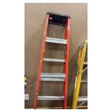 6' KELLER FIBERGLASS LADDER