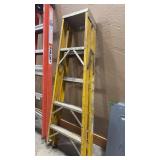 5' FIBERGLASS LADDER