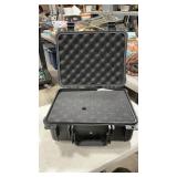 MOSSY OAK OUTFITTERS HARD PISTOL CASE 13'X10'X6'