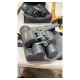 BUSHNELL 7-21 X 40 BINOCULARS W/ CASE