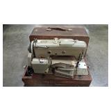 PFAFF 230 VTG  SEWINGMACHINE