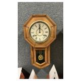 REGULATOR STYLE WALL CLOCK