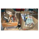 LARGE GROUP OF ASSORTED PAINTING SUPPLIES