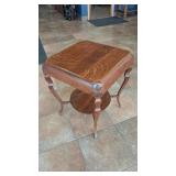 TIGER OAK QUARTER SAWN PARLOR TABLE  EARLY 1900'S