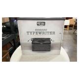 ROYAL MANUAL TYPEWRITER W/ BOX