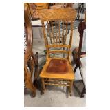 SPINDLE BACK LEATHER LOOK SEAT OAK ROCKER