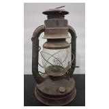 DIETZ D-LITE #2 ANTQ KEROSENE LANTERN