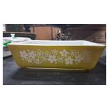 PYREX CRAZY DAISY 'SPRING BLOSSOM' 1.5 QT BAKER