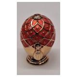 ESTEE LAUDER 'COLLECTORS EGG' PERFUME COMPACT