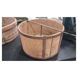 BENT WOOD STAVE BUSHEL OR GRAIN ANTQ MEASURE