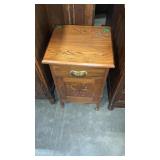 MANISTEE MICHIGAN VTG WOOD NIGHT STAND